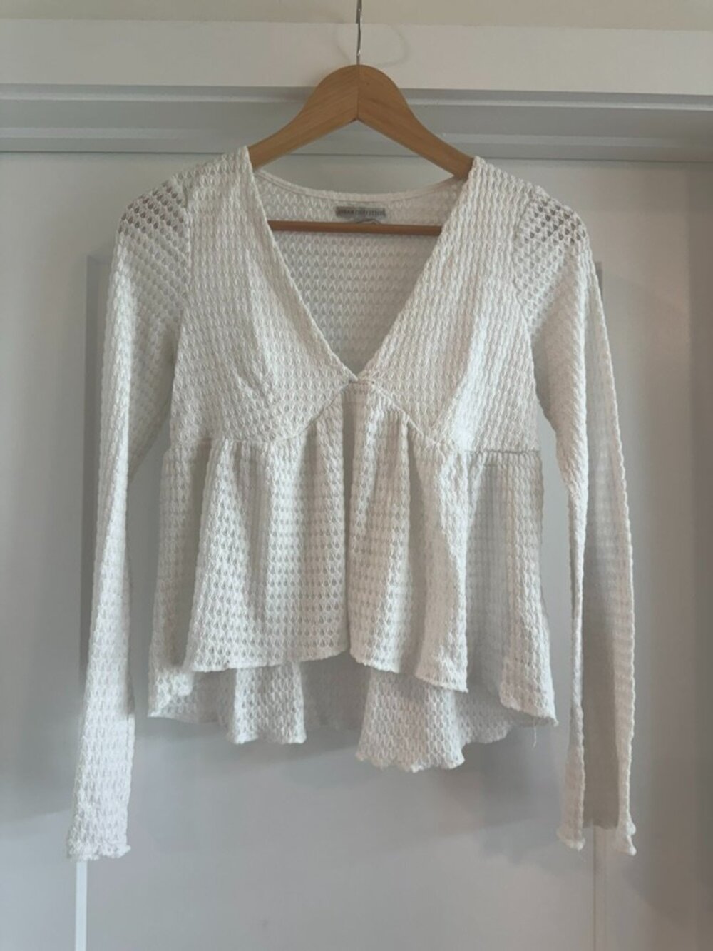 Urban Outfitters White Waffle Knit V-Neck Babydoll Top Long Sleeve